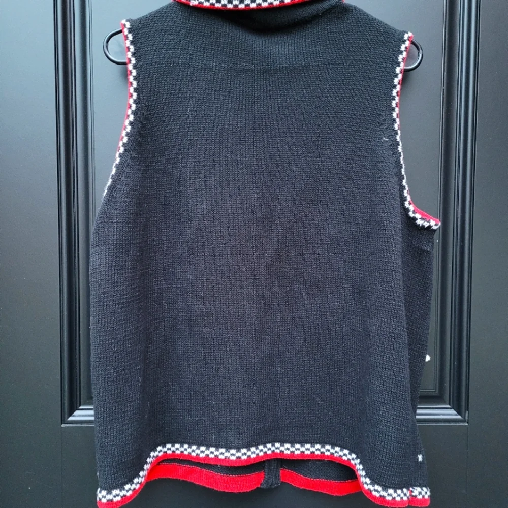 Vintage 1990s/early 2000s beaded embroidered ugly holiday sweater vest